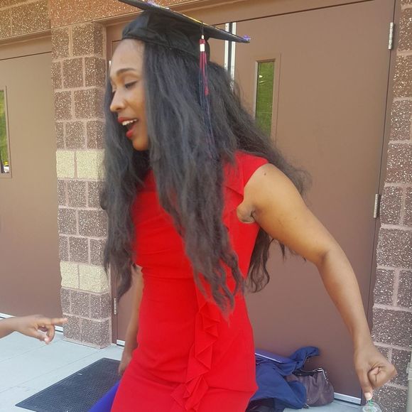 Meet your Posher, Tiffany - Picture 2 of 2